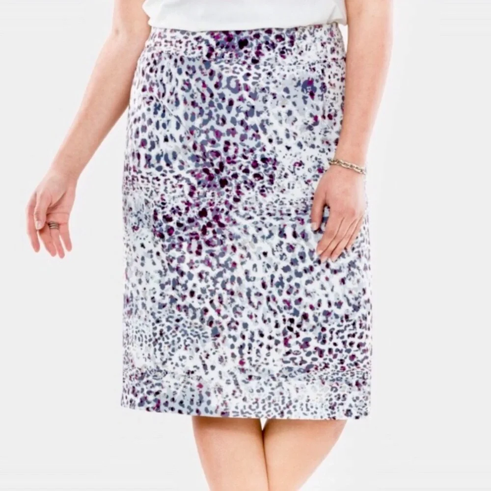 Jessica London 14W grey animal print straight skirt